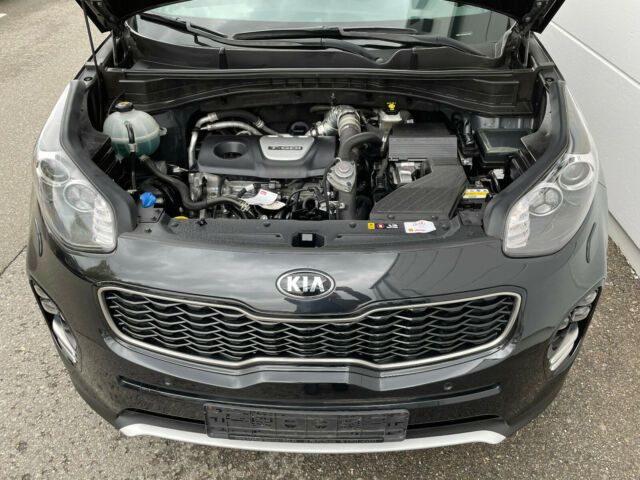 Kia Sportage • 2017 • 106,000 km 12