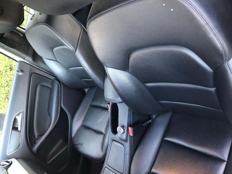 Mercedes-Benz Class B • 2013 • 160,000 km 3