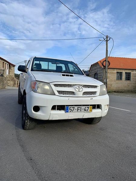 Toyota Hilux • 2008 • 125,000 km 1