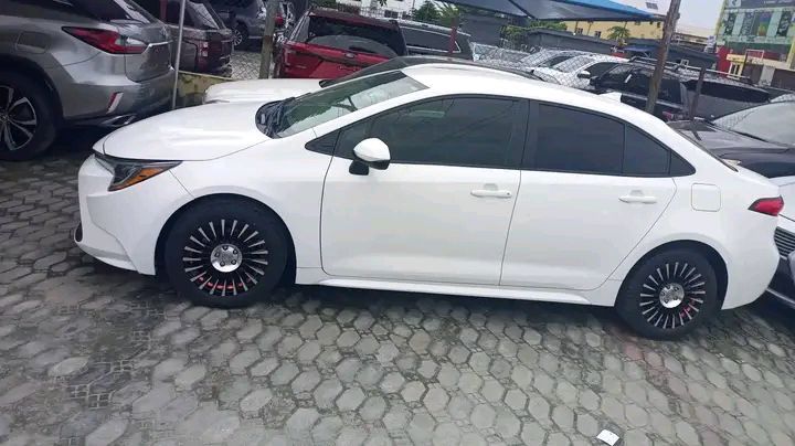 Toyota Corolla • 2018 • 50,000 km 2