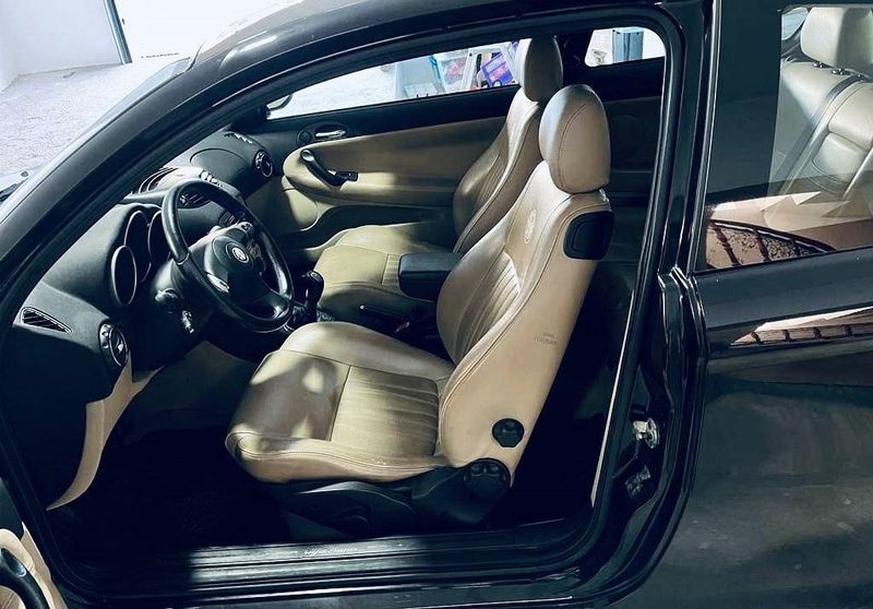 Alfa Romeo 147 • 2002 • 170,000 km 4