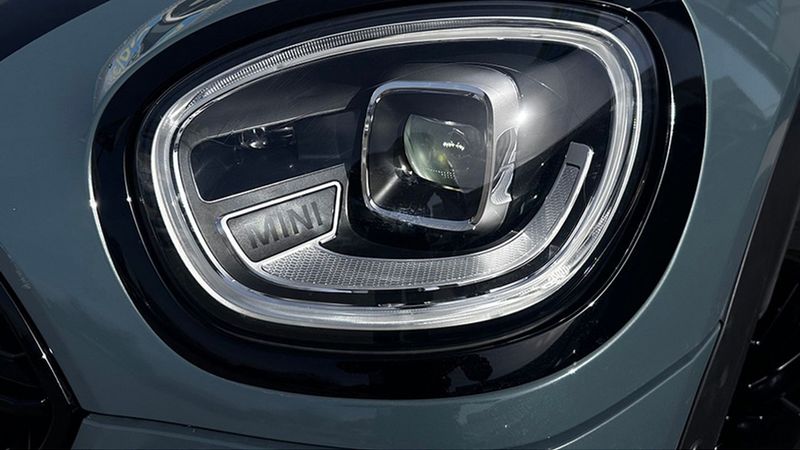 MINI Countryman • 2021 • 15,838 km 8