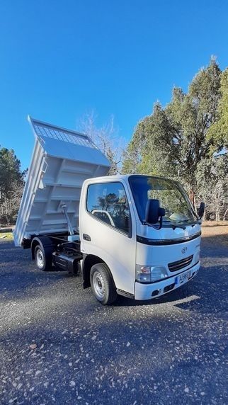 Toyota Dyna • 2003 • 160,000 km 2