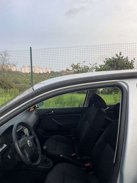 Volkswagen Golf • 2001 • 192,000 km 10