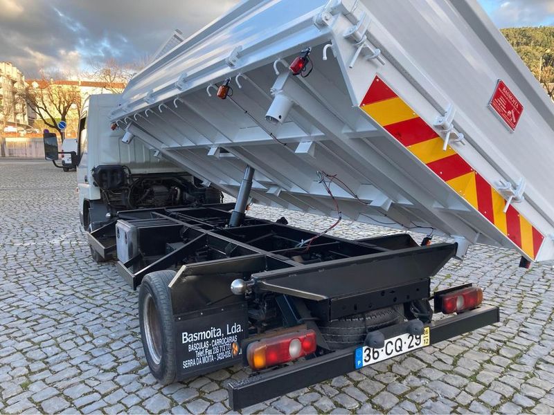 Mitsubishi Fuso canter • 2006 • 327,000 km 4