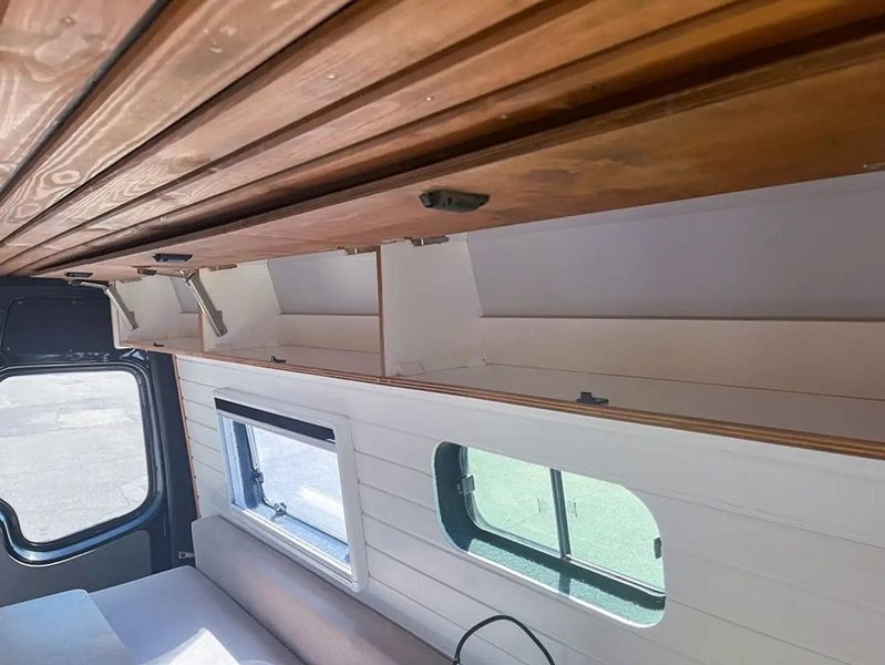 Mercedes-Benz Sprinter • 2012 • 164,500 km 5