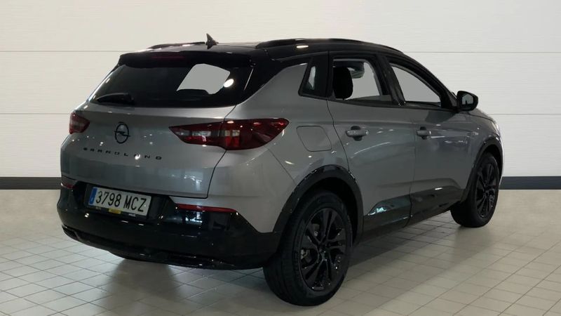 Opel Mokka • 2022 • 2,750 km 3