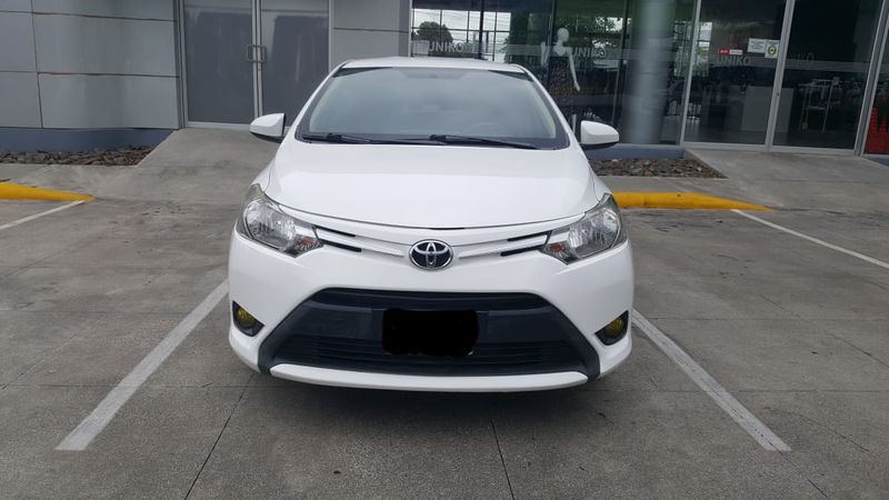 Toyota Yaris • 2014 • 105,000 km 7