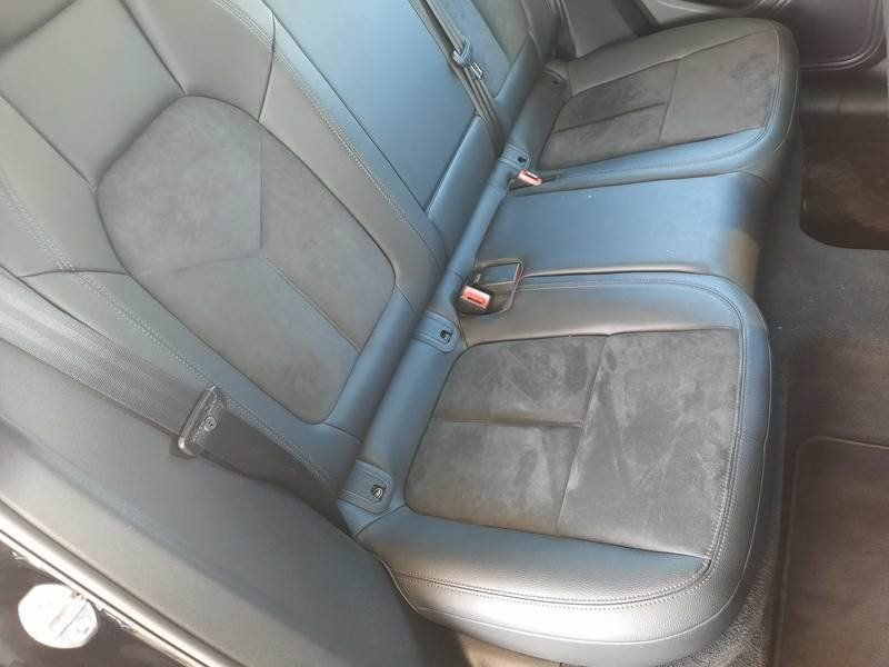 Porsche Macan • 2020 • 65,775 km 6