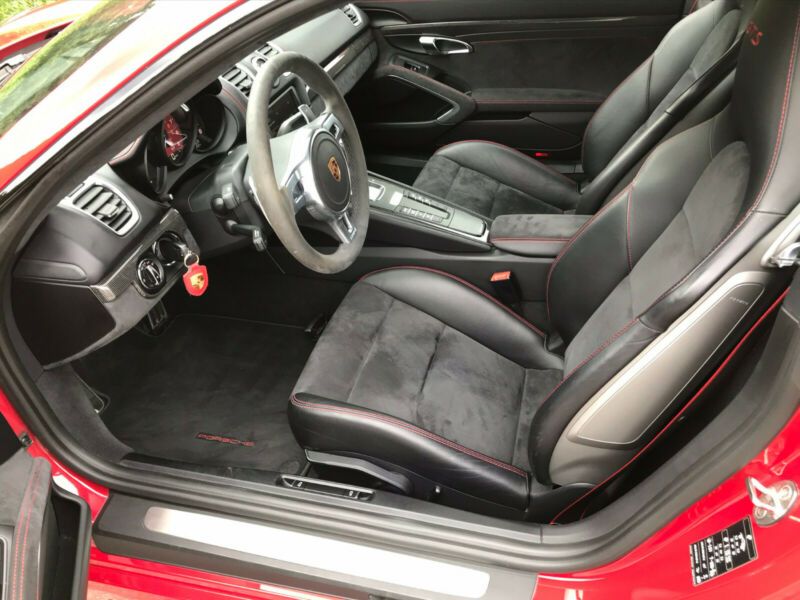 Porsche Cayman • 2016 • 55,000 km 11