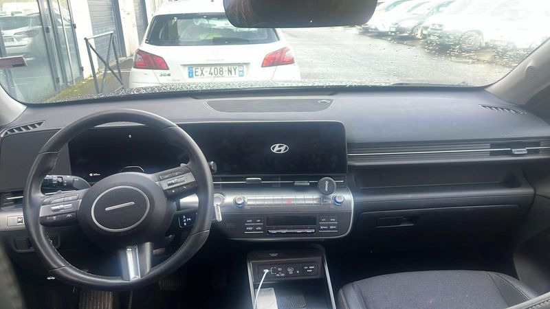 Hyundai Kona • 2024 • 43,000 km 1