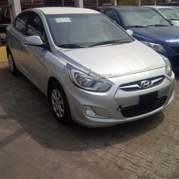 Hyundai Accent • 2014 • 3 km 1