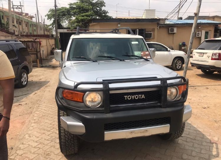 Toyota FJ Cruiser • 2016 • 32 km 1