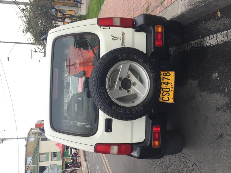 Chevrolet 1500 • 2000 • 230,000 km 1