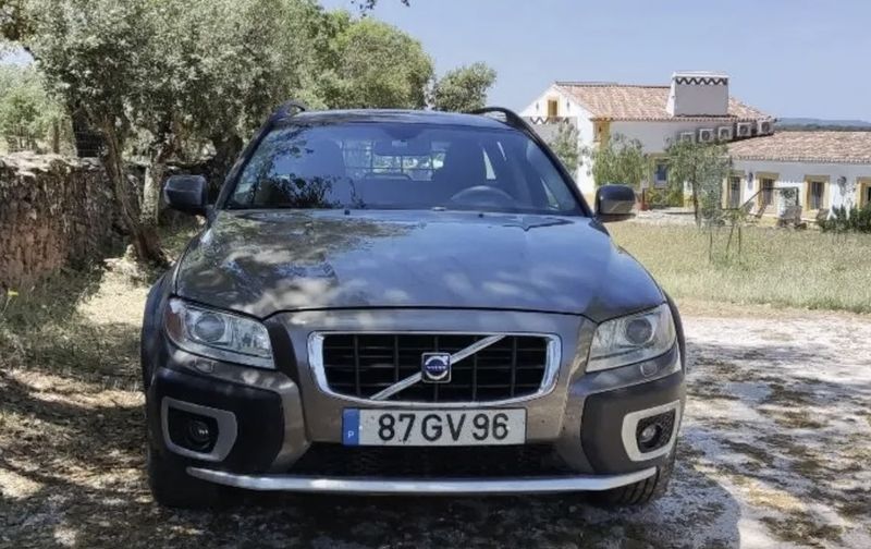 Volvo XC70 • 2008 • 110,000 km 1