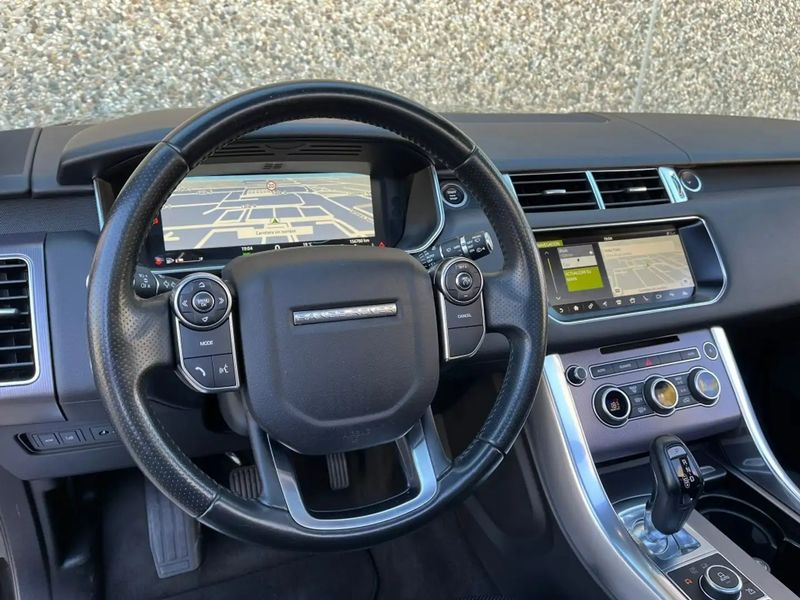 Land Rover Range Rover Sport • 2017 • 159,000 km 2