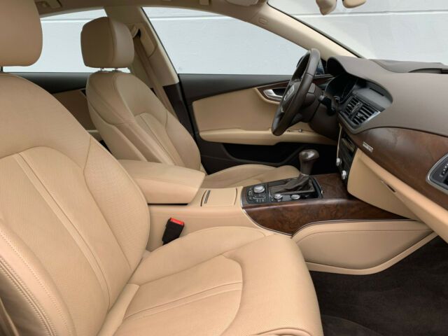 Audi A7 • 2014 • 79,000 km 10