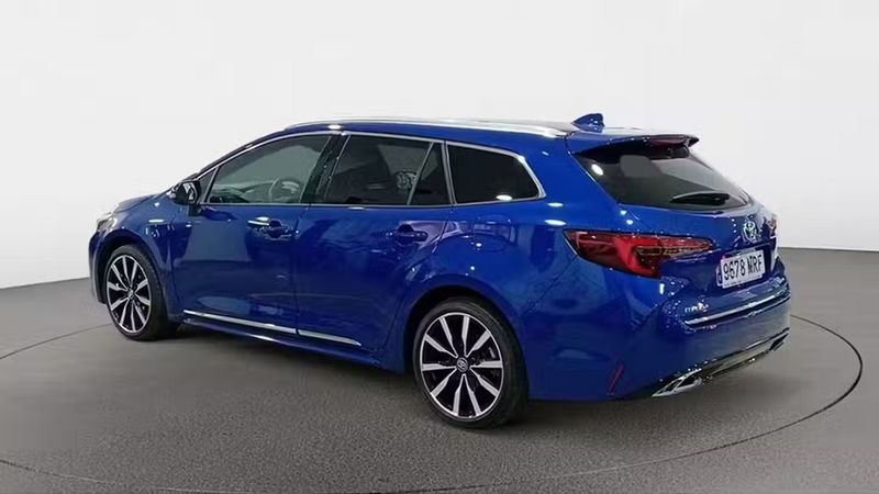 Toyota Corolla Combi • 2024 • 5,424 km 7