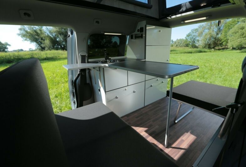 Volkswagen Caddy • 2017 • 86,600 km 4