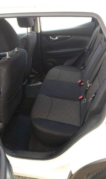 Nissan Qashqai • 2015 • 150,000 km 4