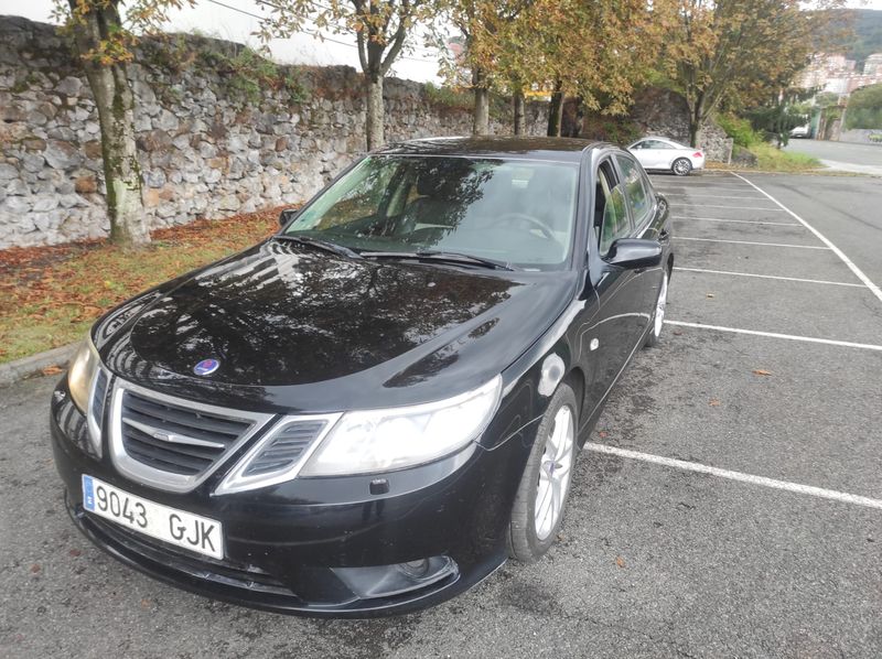 Saab 9-3 • 2007 • 200,000 km 1