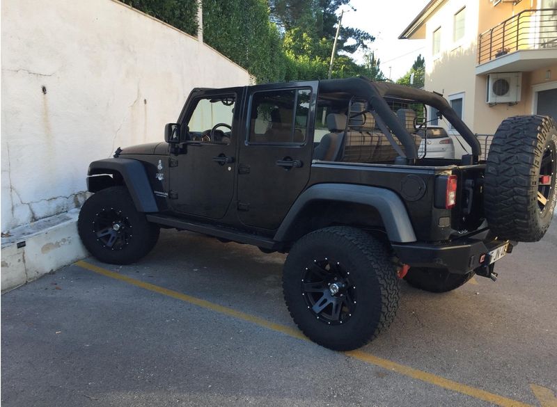 Jeep Wrangler • 2010 • 160,000 km 3
