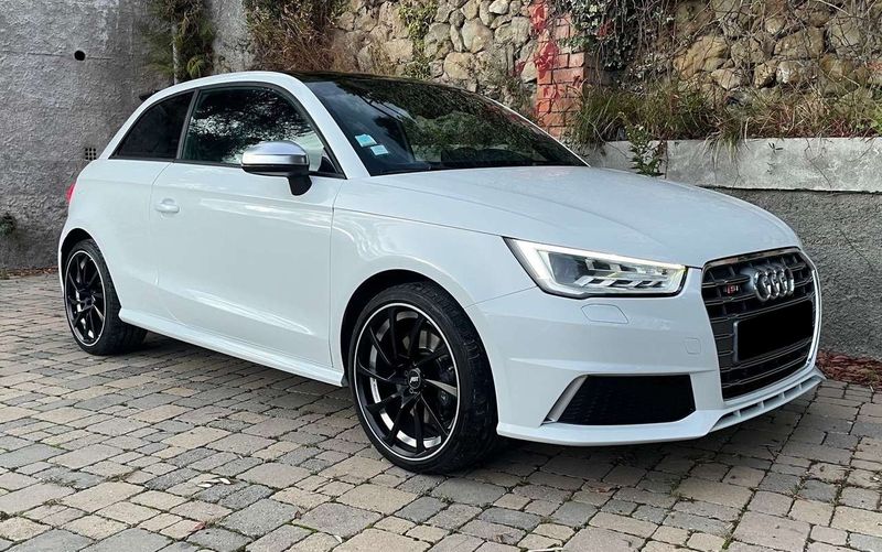 Audi A1 • 2014 • 93,000 km 4