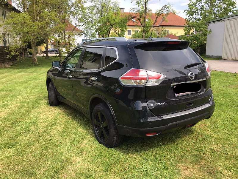Nissan X-Trail • 2017 • 60,000 km 4