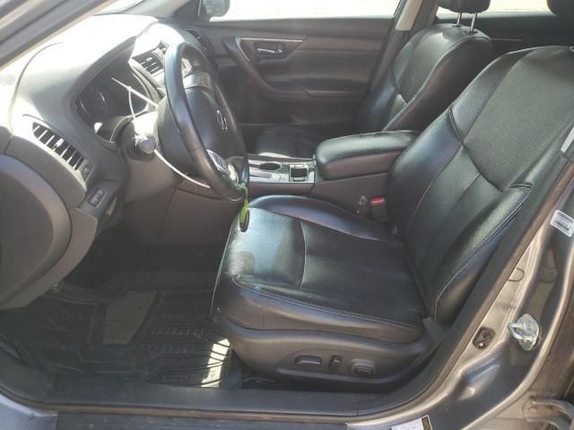 Nissan Altima • 2013 • 10,000 mi 3