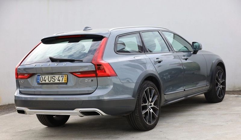 Volvo V90 Cross Country • 2018 • 68,000 km 2