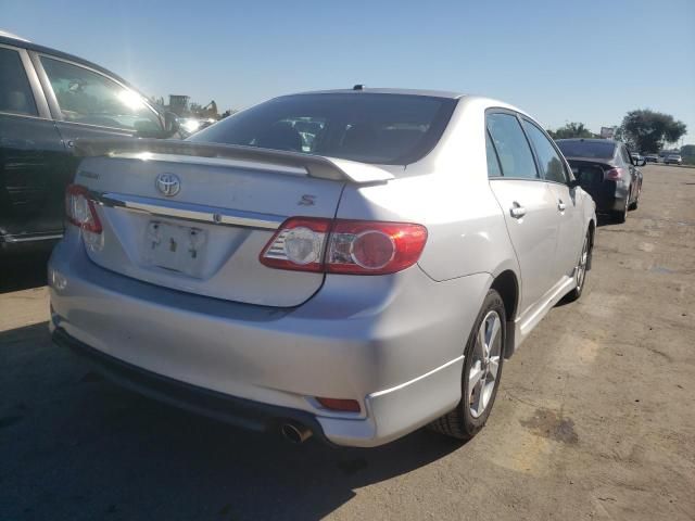 Toyota Corolla • 2011 • 33 km 2