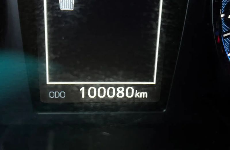 Toyota Hilux • 2022 • 101,000 km 7