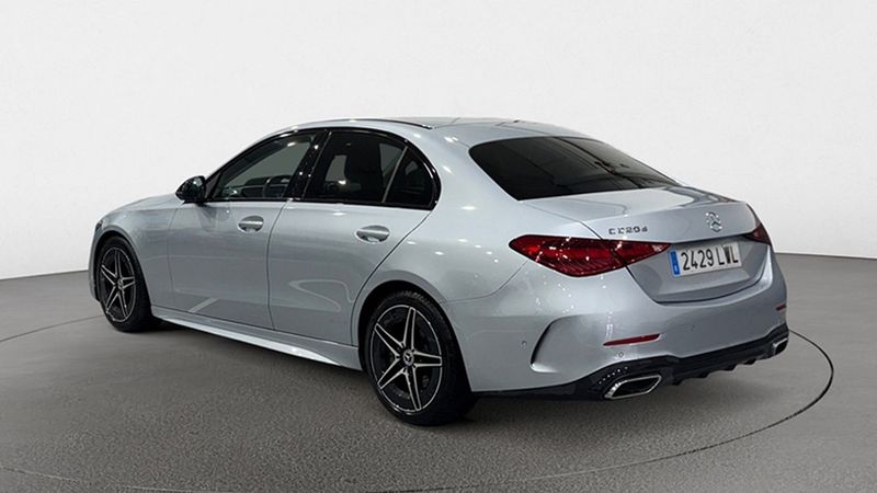 Mercedes-Benz C-Class • 2022 • 88,431 km 4