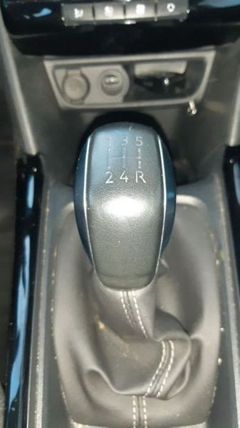 Peugeot 2008 • 2019 • 26,000 km 3