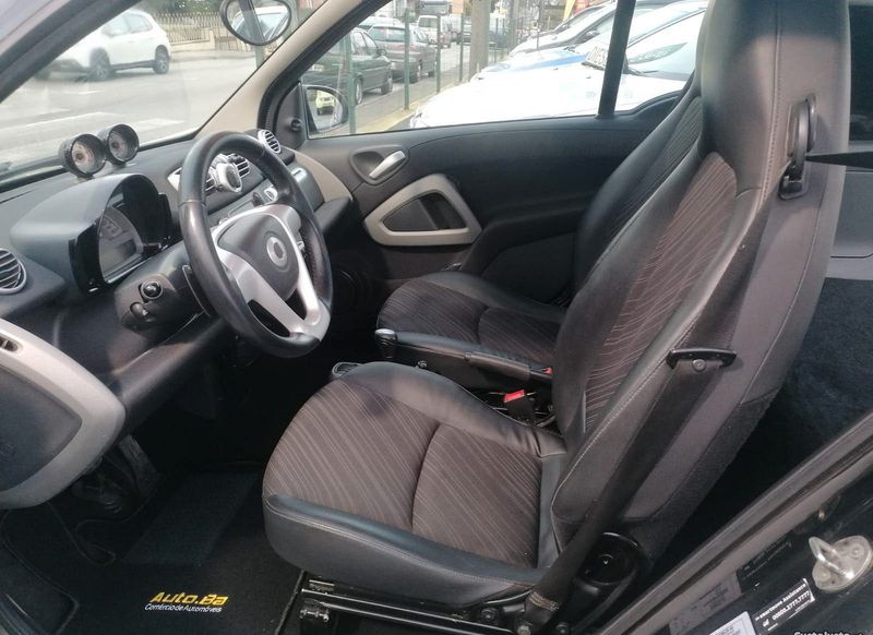 Smart Fortwo coupé • 2011 • 170,000 km 4