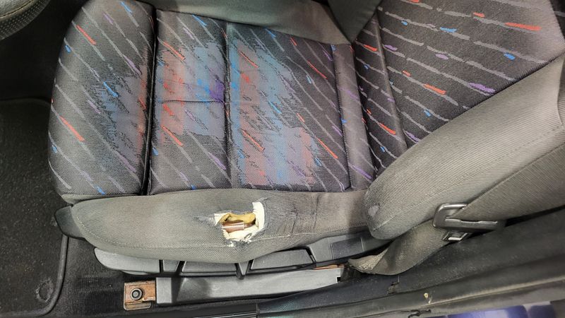 BMW 3 Series • 1994 • 300,200 km 11