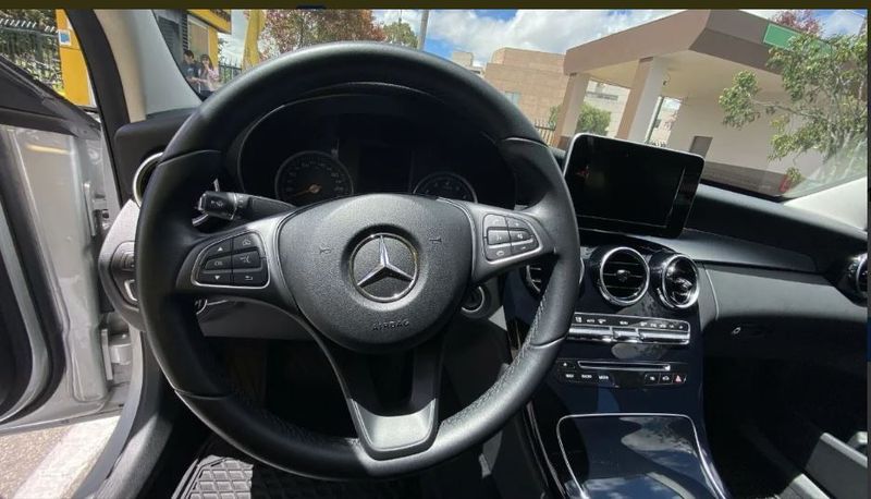 Mercedes-Benz C • 2017 • 94,800 km 5