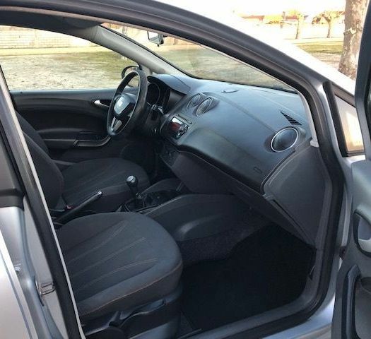Seat Ibiza • 2011 • 182,000 km 1