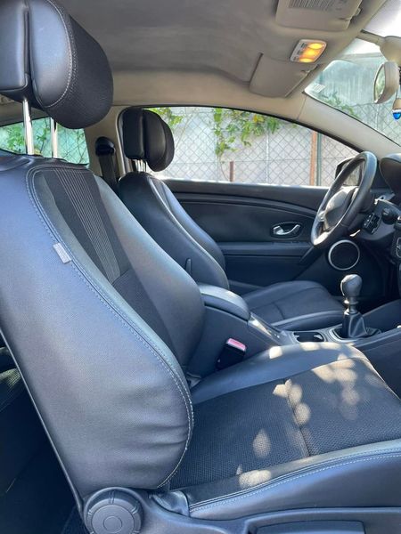 Renault Mégane Coupé • 2009 • 79,000 km 6