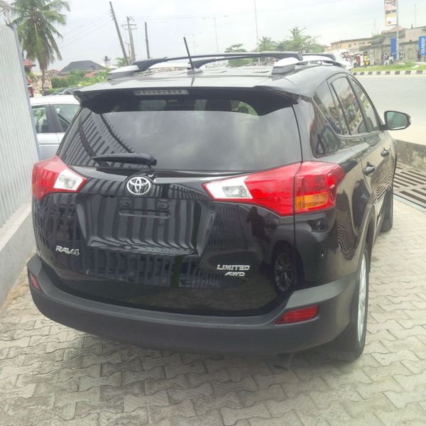 Toyota RAV4 • 2013 • 3 km 2