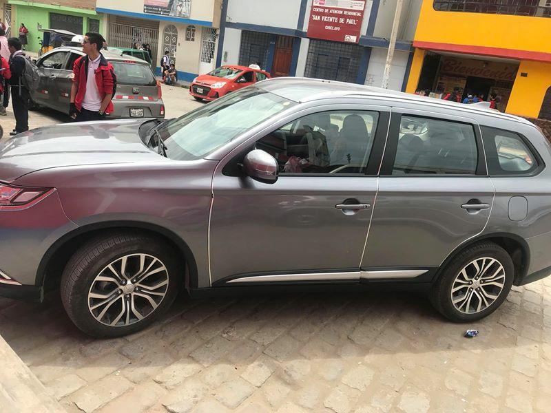 Mitsubishi Outlander • 2018 • 26,000 km 4