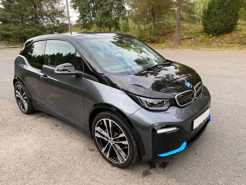 BMW i3 • 2019 • 26,000 km 1