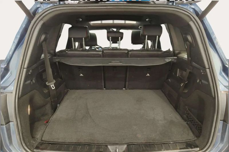 Mercedes-Benz GLB-Class • 2023 • 59,173 km 9