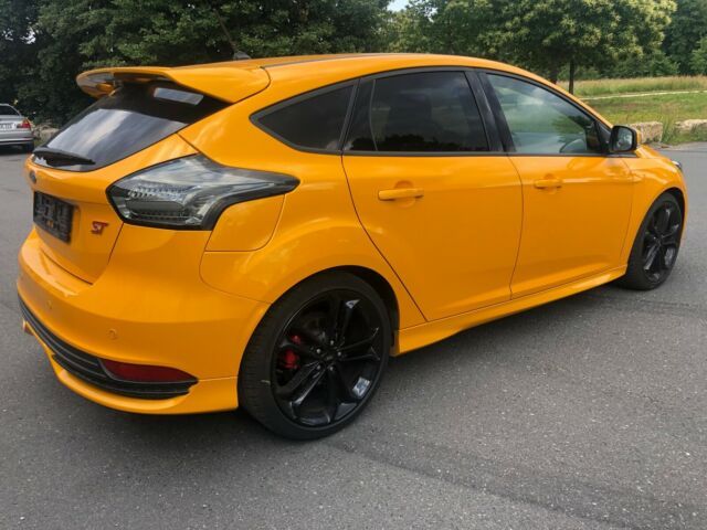 Ford Focus • 2017 • 85,000 km 4