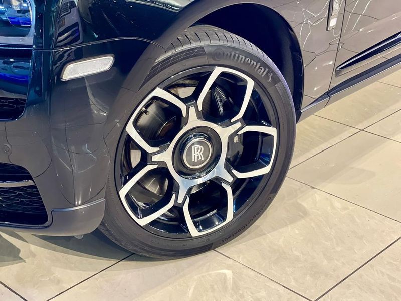 Rolls-Royce Cullinan • 2021 • 48,600 km 23