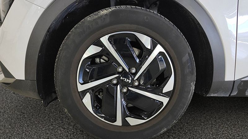 Kia Sportage • 2022 • 19,280 km 34