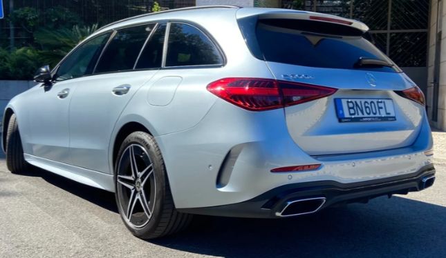 Mercedes-Benz C • 2022 • 32,000 km 3
