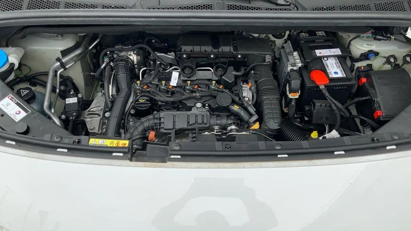 Peugeot 108 • 2023 • 23,000 km 4