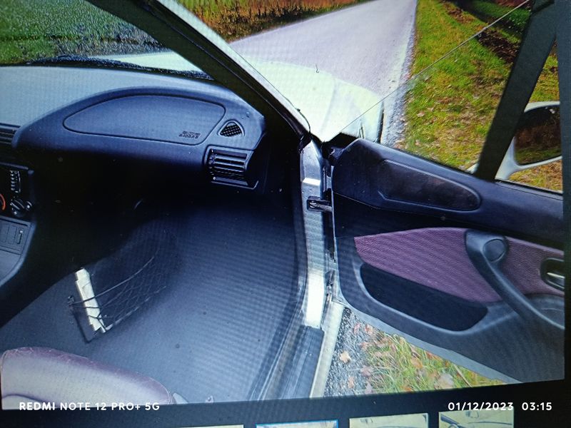 BMW Z3 Roadster • 1998 • 192,100 km 5