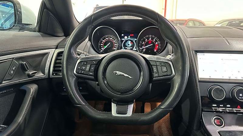 Jaguar F-Type • 2020 • 82,053 km 22